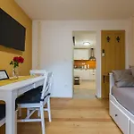 Frida's Old House Apartamento Bled