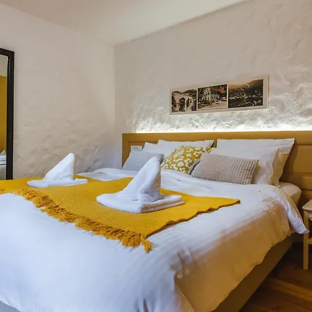 Frida's Old House Bled