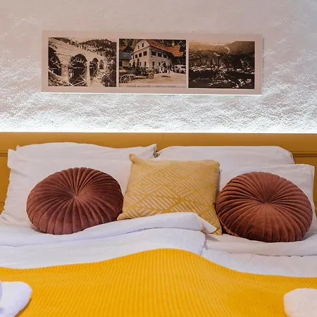 Frida's Old House Bled