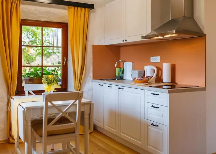 Frida's Old House בלד