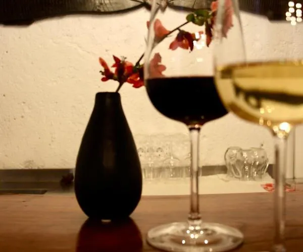 Frida's Old House בלד